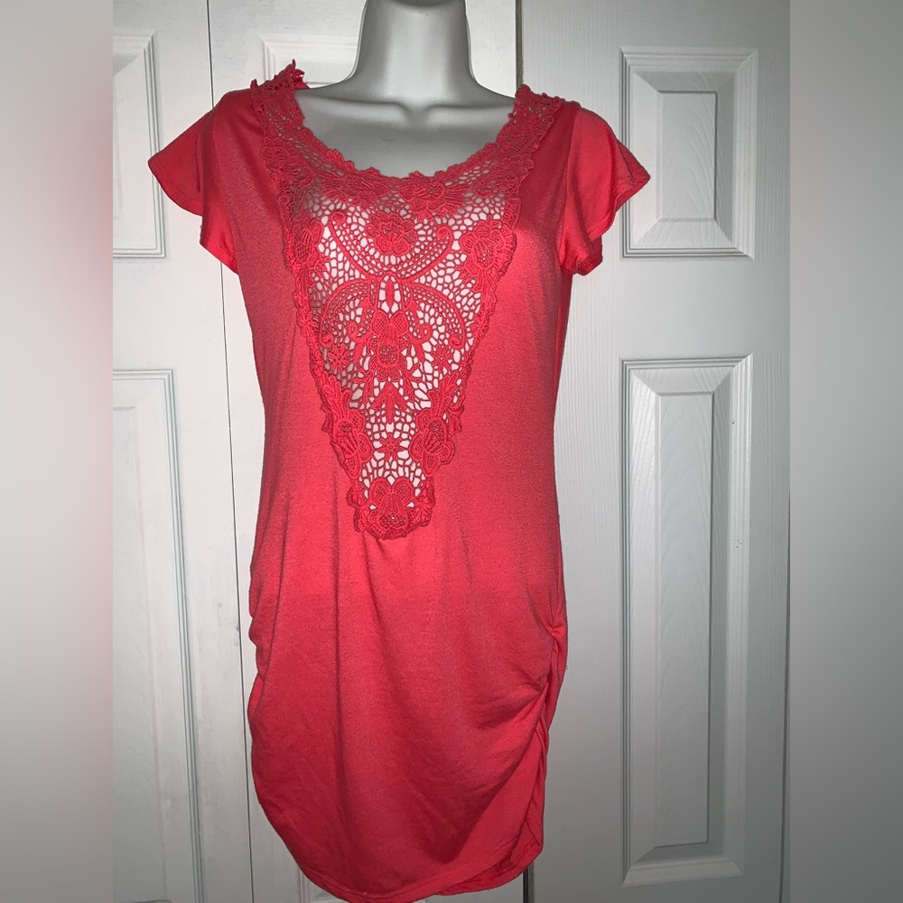 Medium 7/9 Beautiful pink blouse